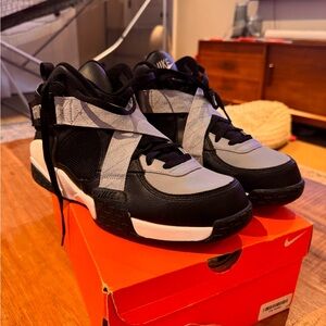 Nike Air Raid basketball shoes 12